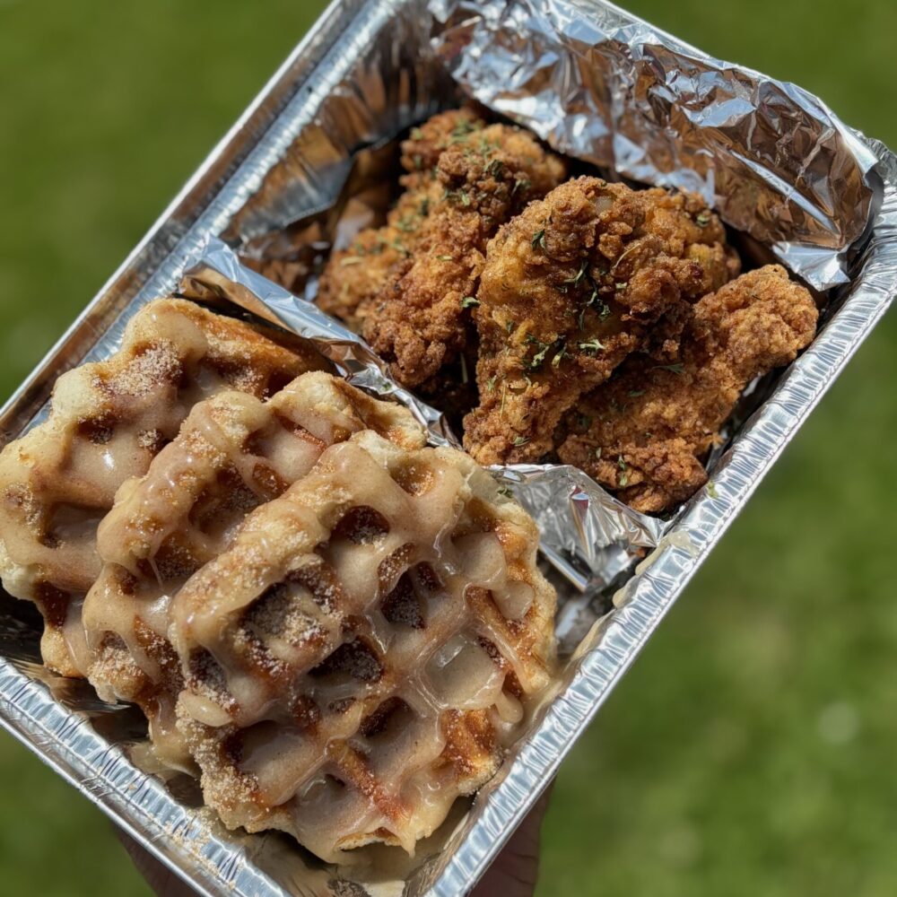 Chicken & Waffles - Basic