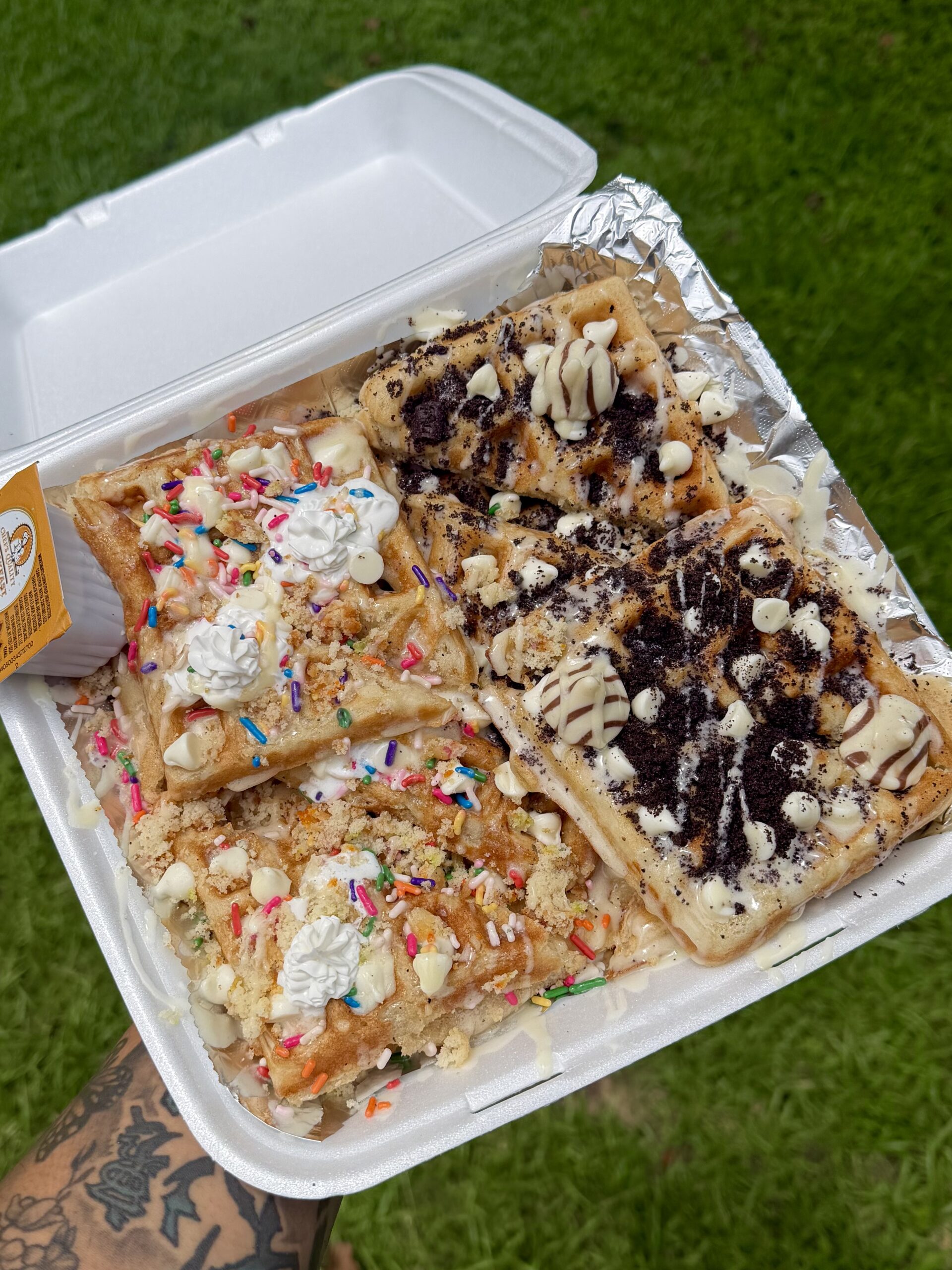 Waffle Pan (8 Waffle Triangles)