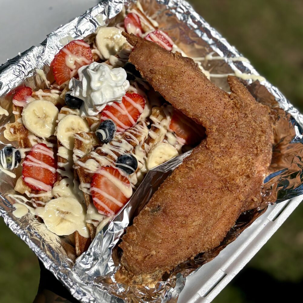 Tracey's Turkey Wing & Waffles Combo