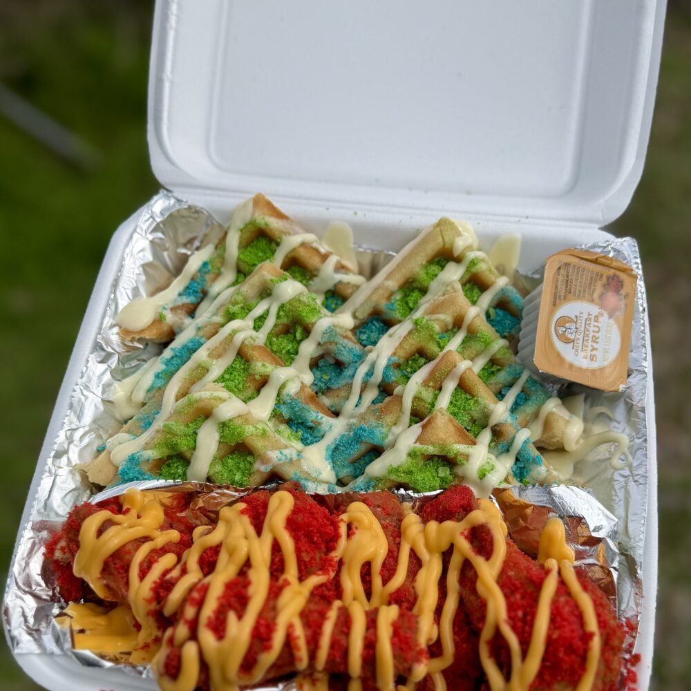 Tracey's Chicken & Waffles Combo